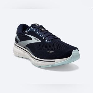 size 9 womens brooks ghost running shoes